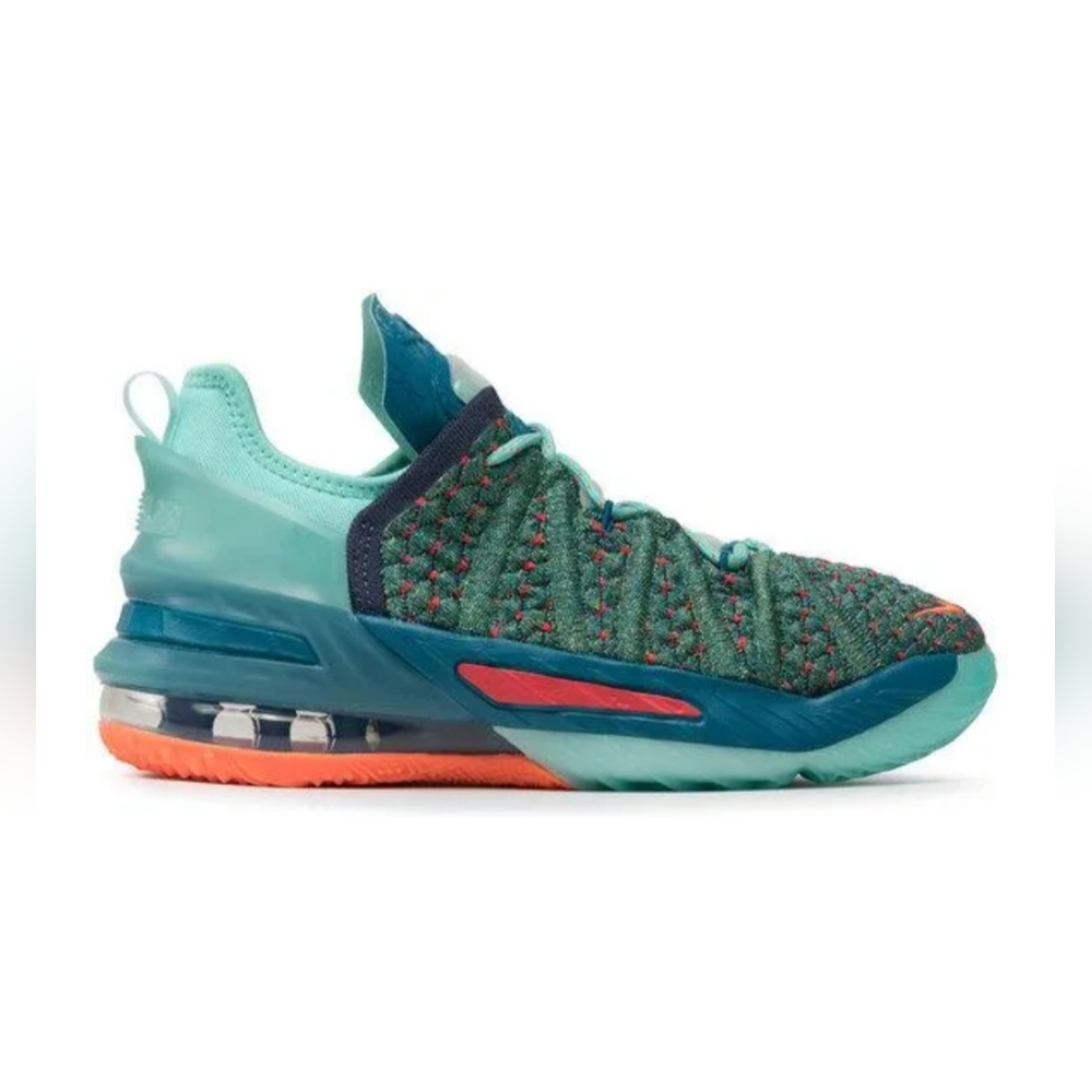 Nike LeBron XVIII 18 GS We Are Family Hyper Crimson 6Y Womens 7.5 CW2760 300